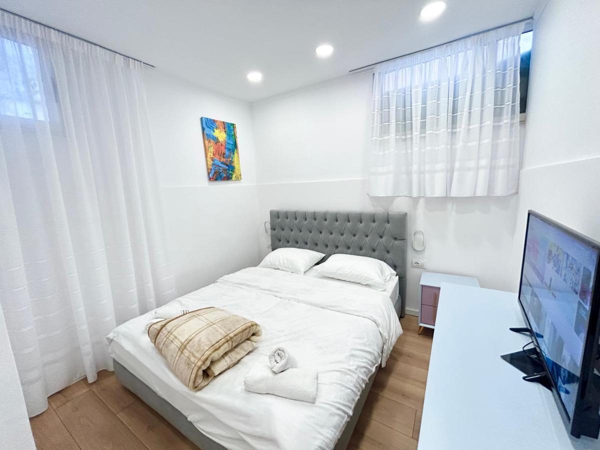 Tirana Inn Hotel Buitenkant foto